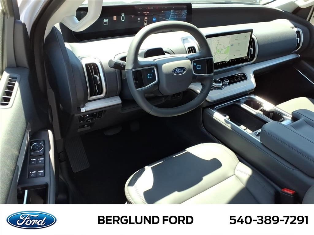 New 2026 Ford Expedition Active AWD/4WD image 12