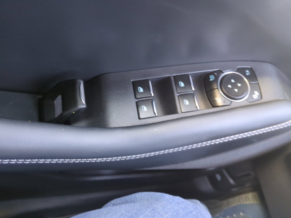 Used 2024 Ford Mustang Mach-E Select image 12