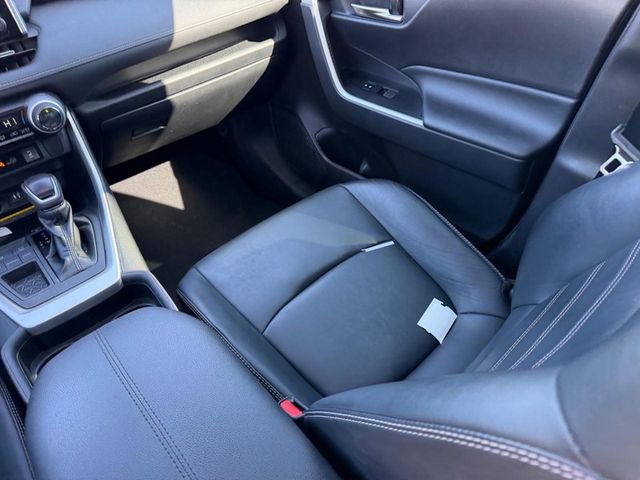 Used 2019 Toyota RAV4 XLE Premium w/ Advanced Technology Package image 17