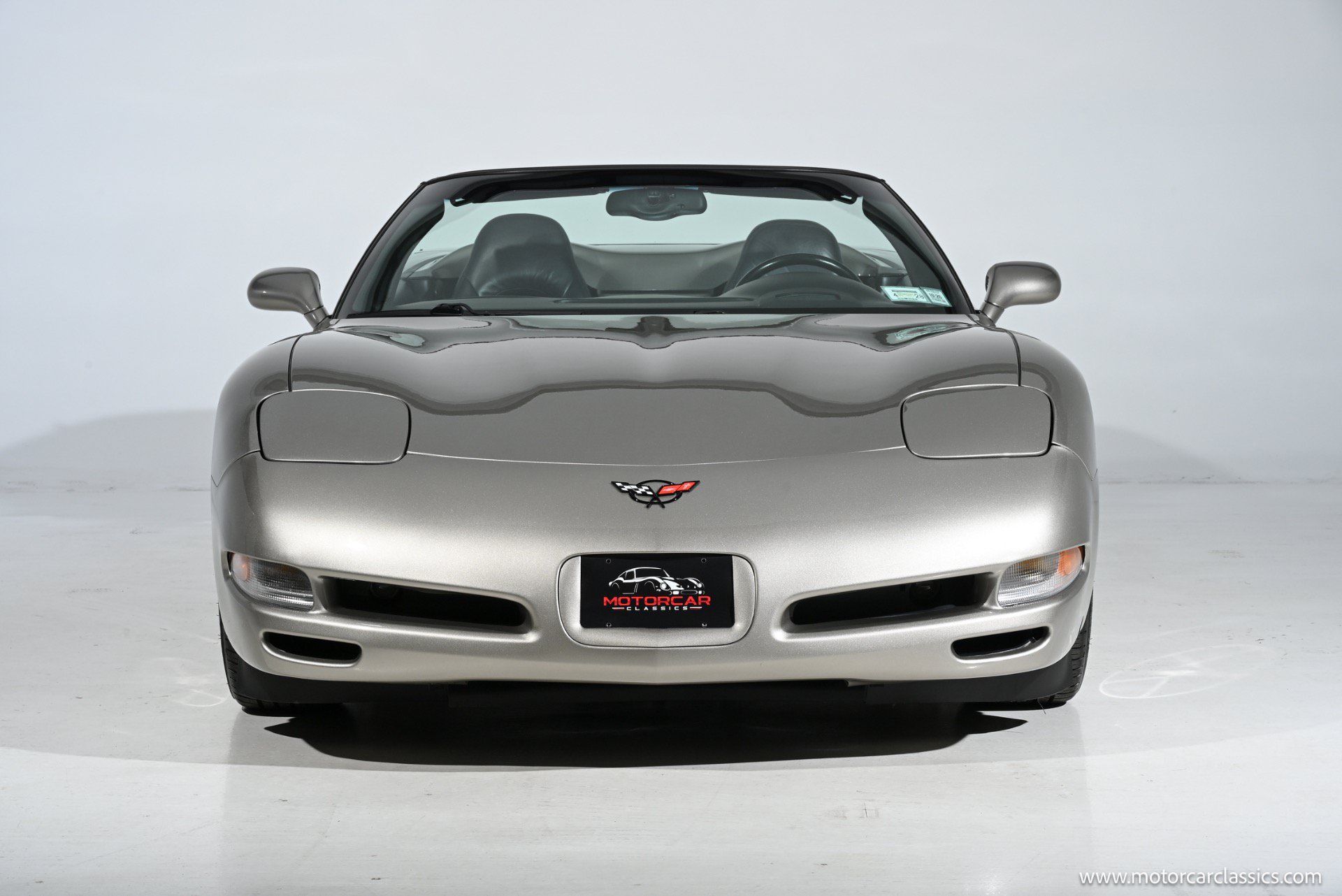 Used 2001 Chevrolet Corvette Convertible w/ Preferred Equipment Group2 RWD image 3
