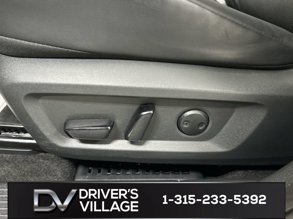 Used 2023 Nissan Rogue SV w/ SV Premium B Package AWD/4WD image 10