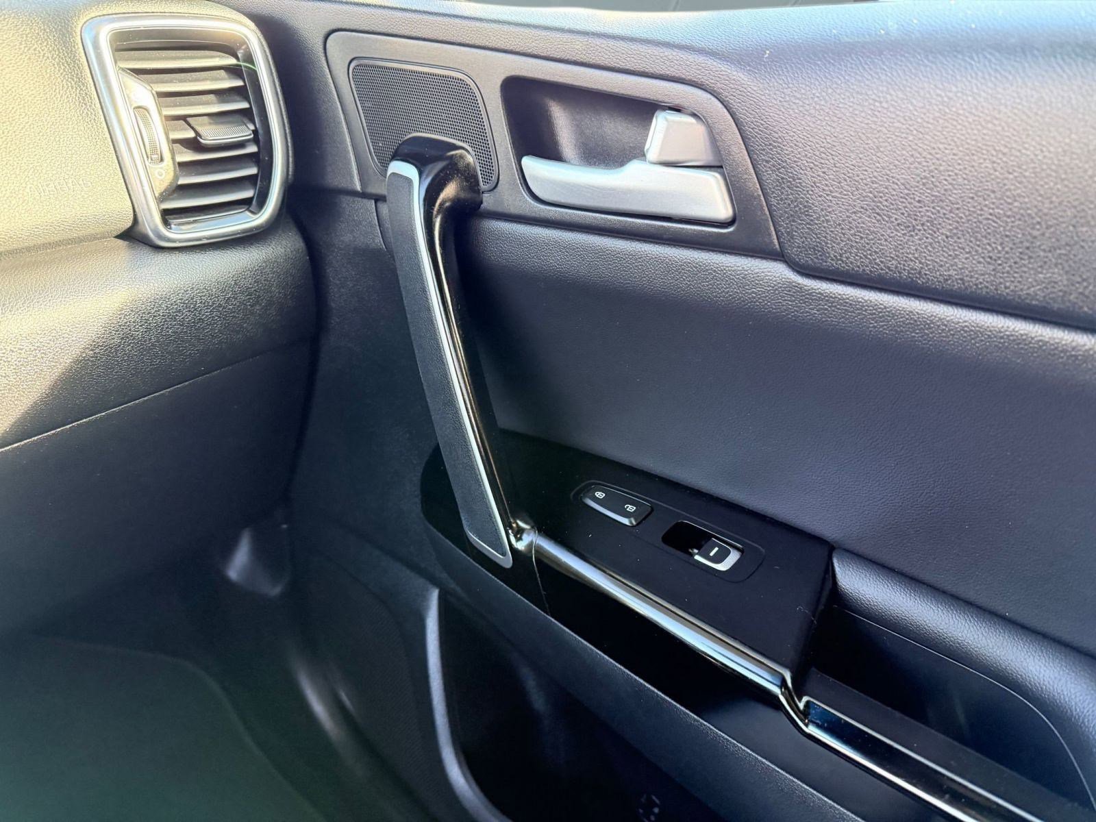 Used 2022 Kia Sportage Nightfall Edition w/ Nighfall AWD Premium Package image 15