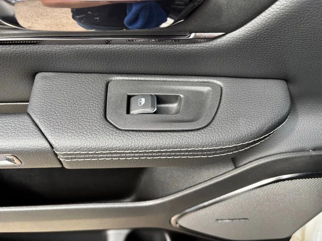 Used 2026 RAM 1500 Rebel w/ G/T Package AWD/4WD image 30