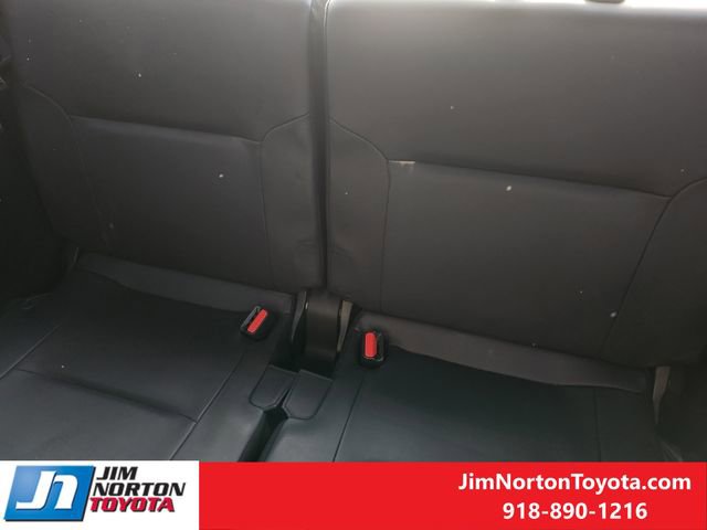 Used 2024 Mitsubishi Outlander SE image 32