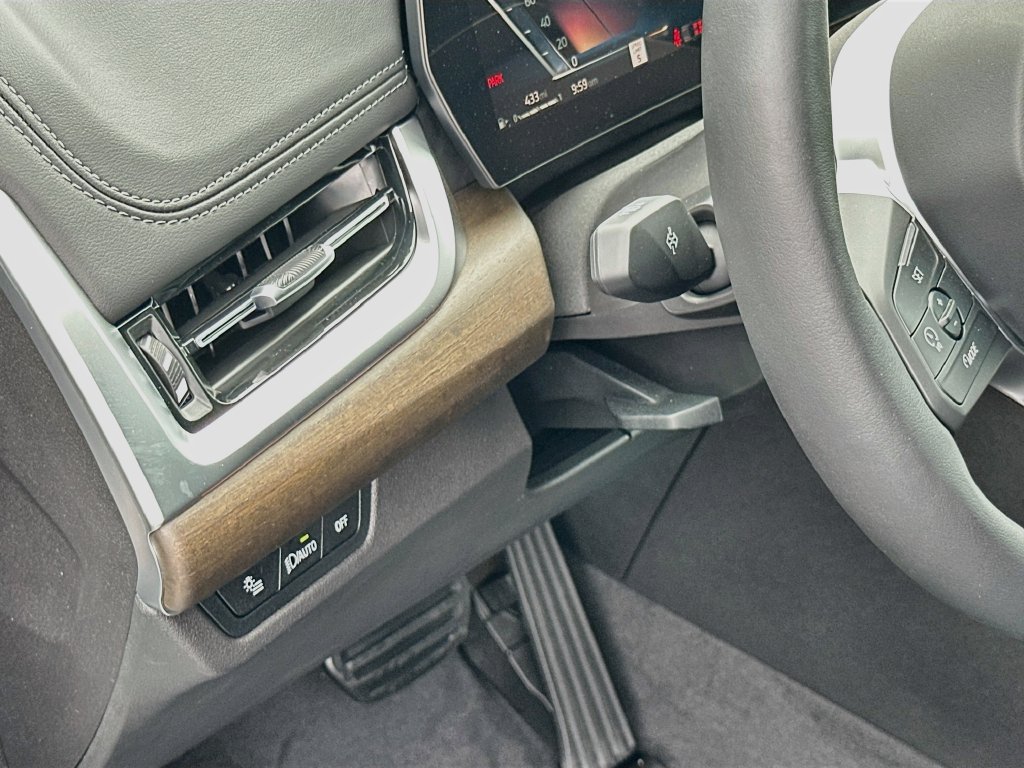 New 2027 BMW X1 xDrive28i AWD/4WD image 10
