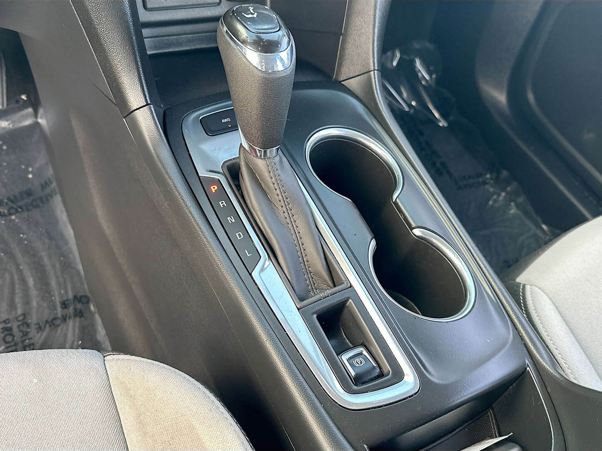 Used 2020 Chevrolet Equinox LS image 16