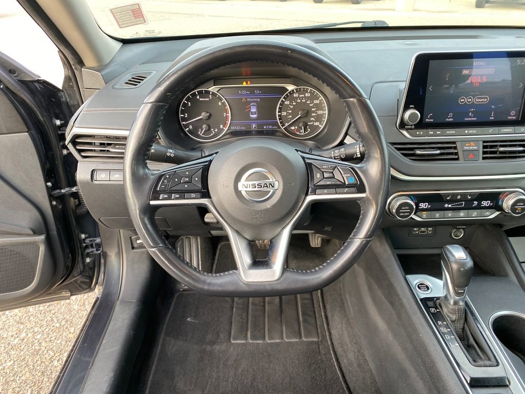 Used 2019 Nissan Altima 2.5 SV image 14