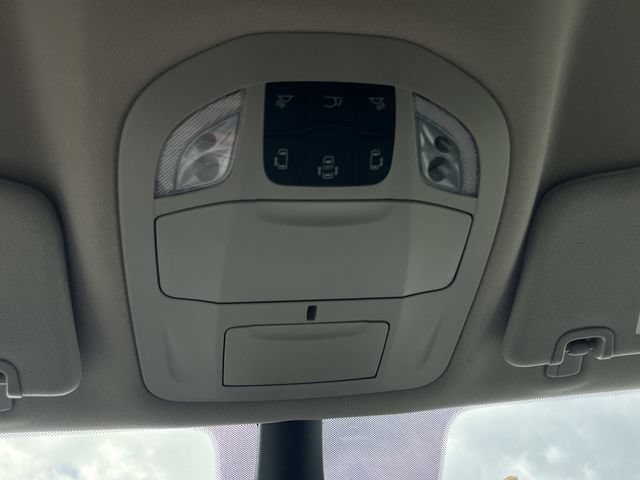 Used 2023 Chrysler Voyager LX FWD image 37