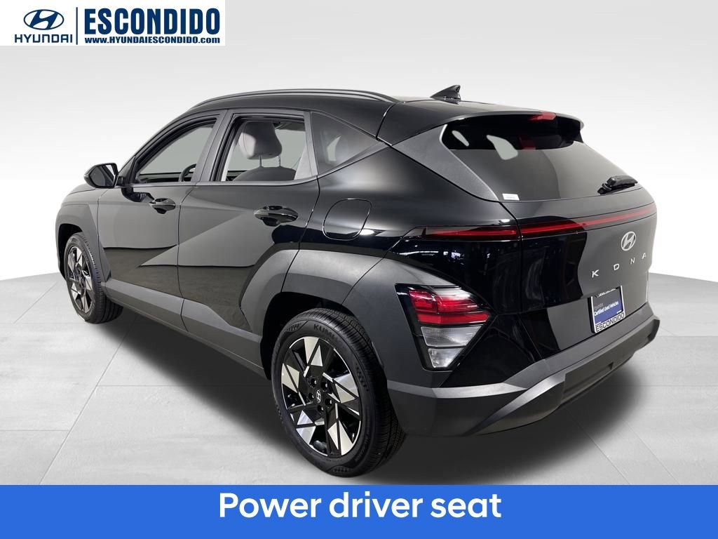 Certified 2025 Hyundai Kona SEL image 3