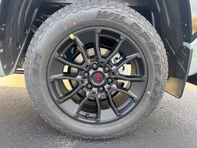 New 2026 Toyota Tundra Platinum w/ TRD Off-Road Package AWD/4WD image 11