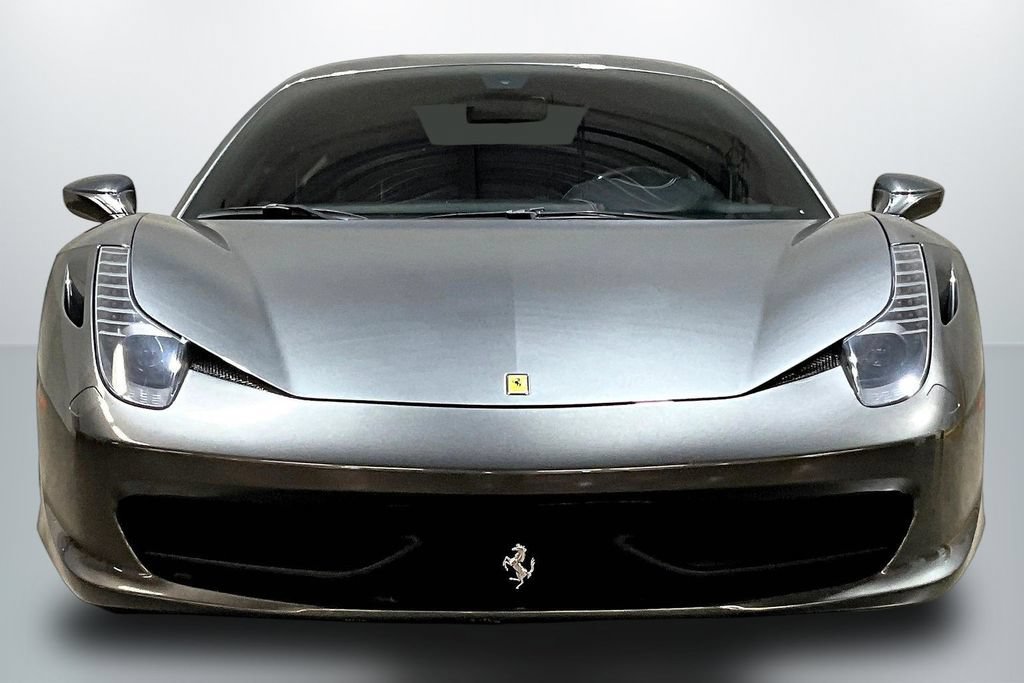Used 2015 Ferrari 458 Italia Coupe RWD image 2