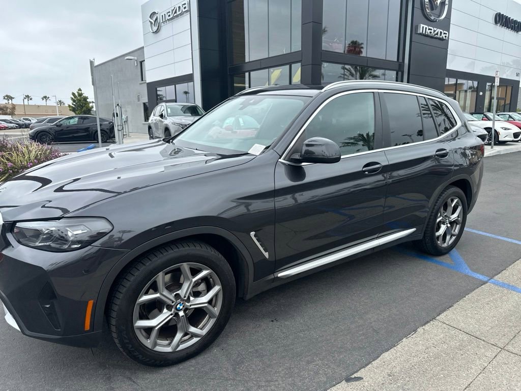 Used 2022 BMW X3 sDrive30i w/ Convenience Package RWD image 3