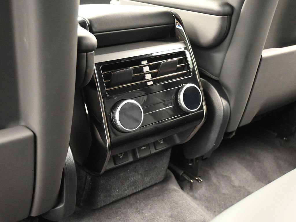 Used 2024 Land Rover Range Rover Sport Dynamic SE AWD/4WD image 33