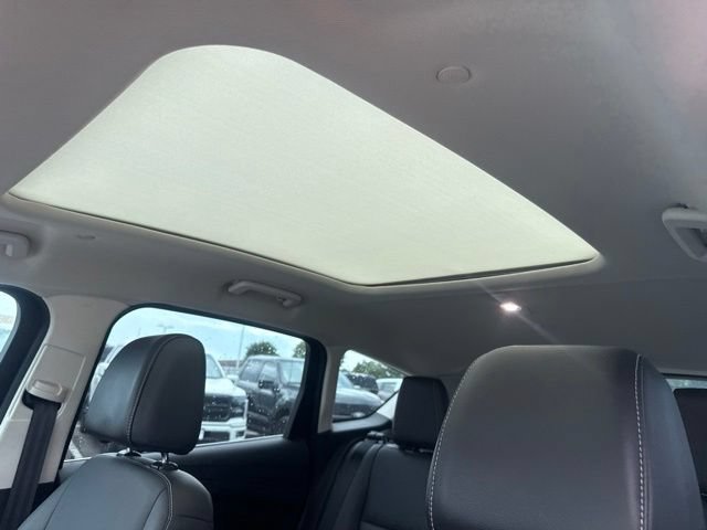 Used 2016 Ford C-MAX SEL w/ Equipment Group 302A FWD image 24