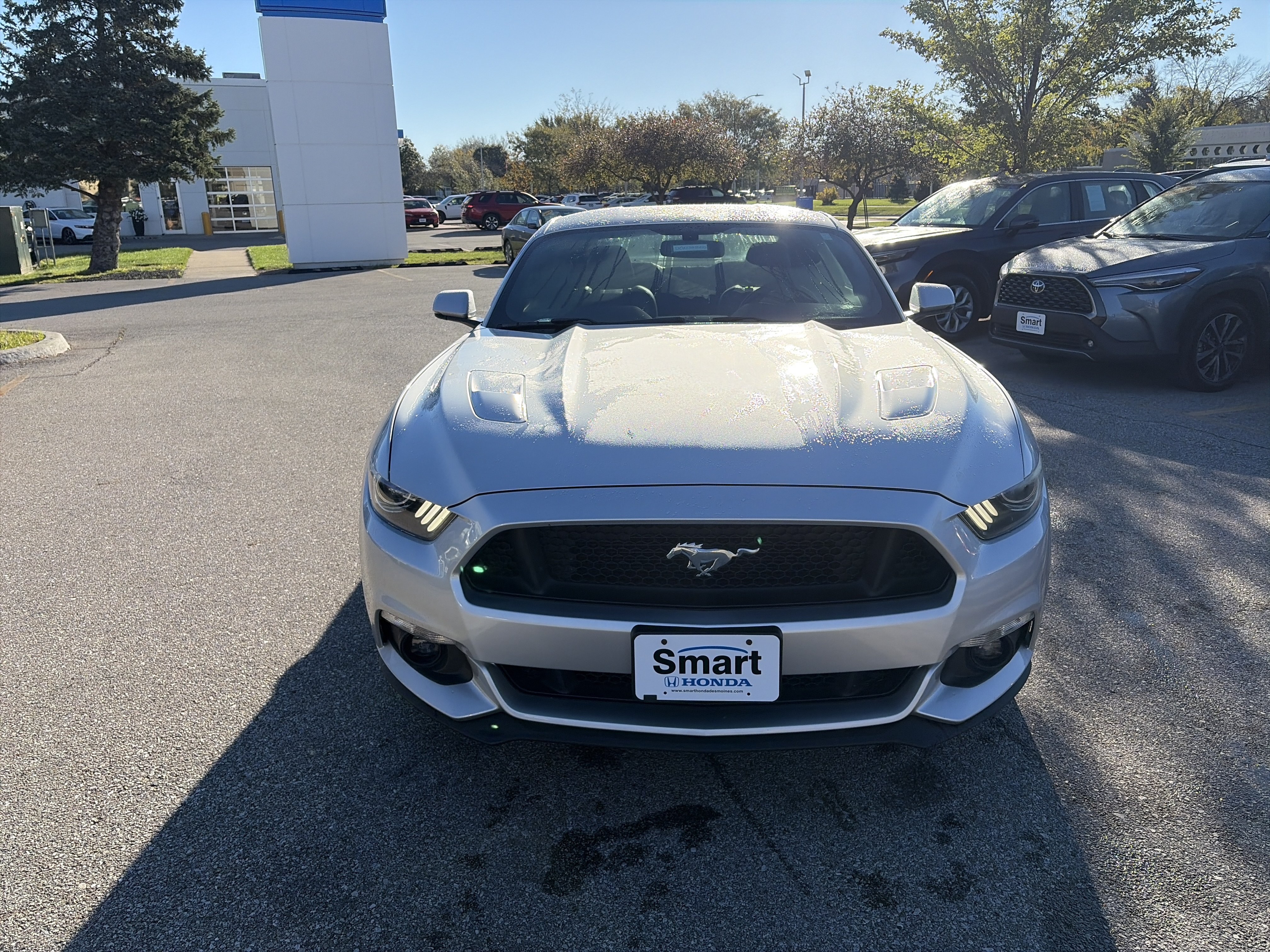 Used 2015 Ford Mustang GT Premium RWD image 2
