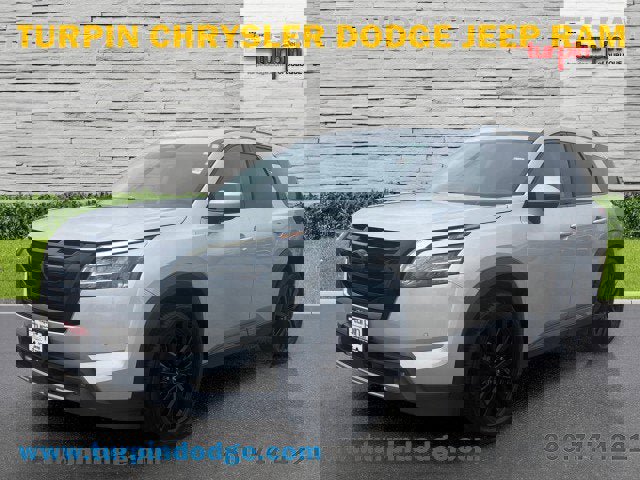 Used 2023 Nissan Pathfinder Platinum