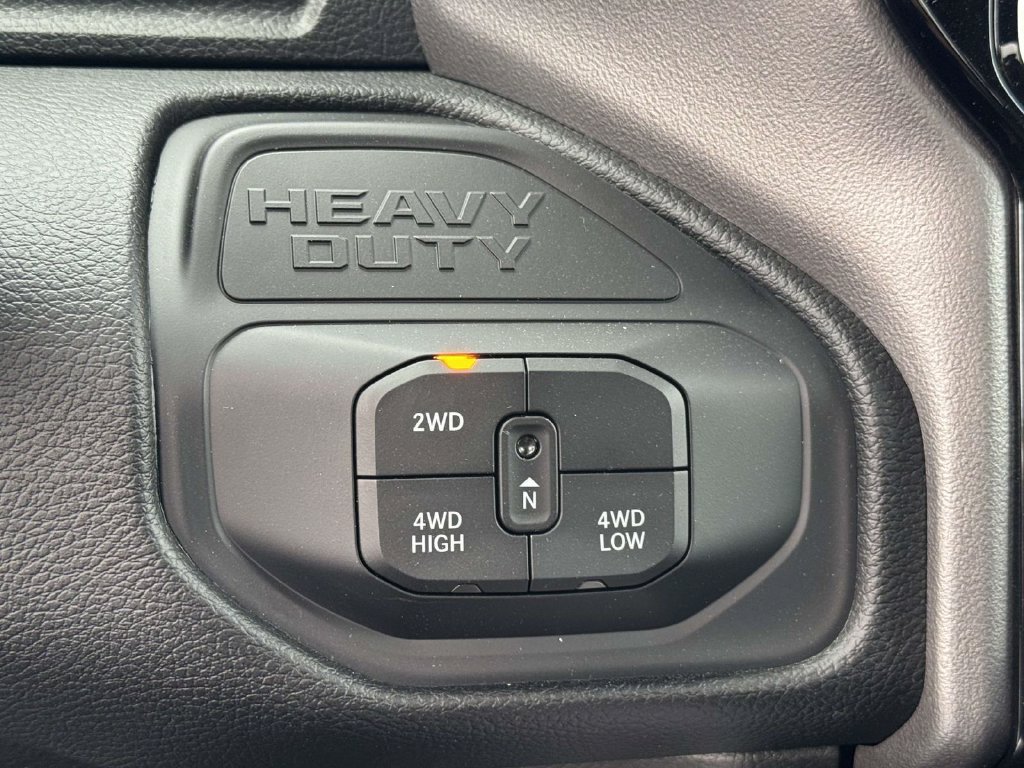 New 2026 RAM 2500 Big Horn AWD/4WD image 20