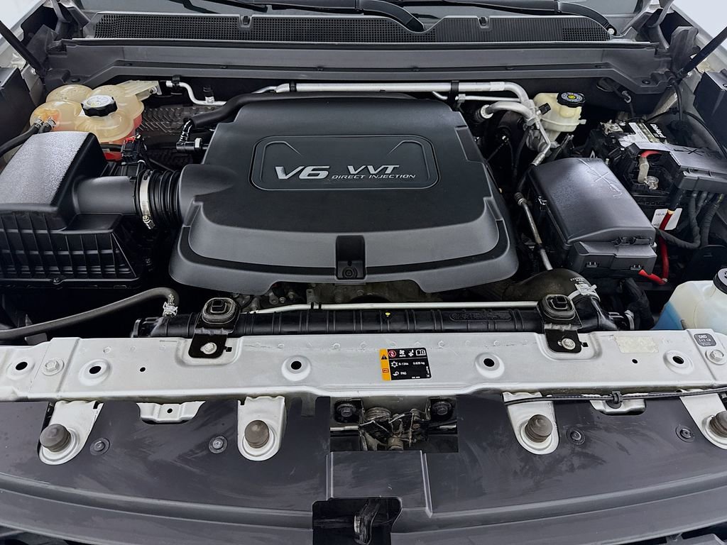 Used 2015 Chevrolet Colorado Z71 AWD/4WD image 25