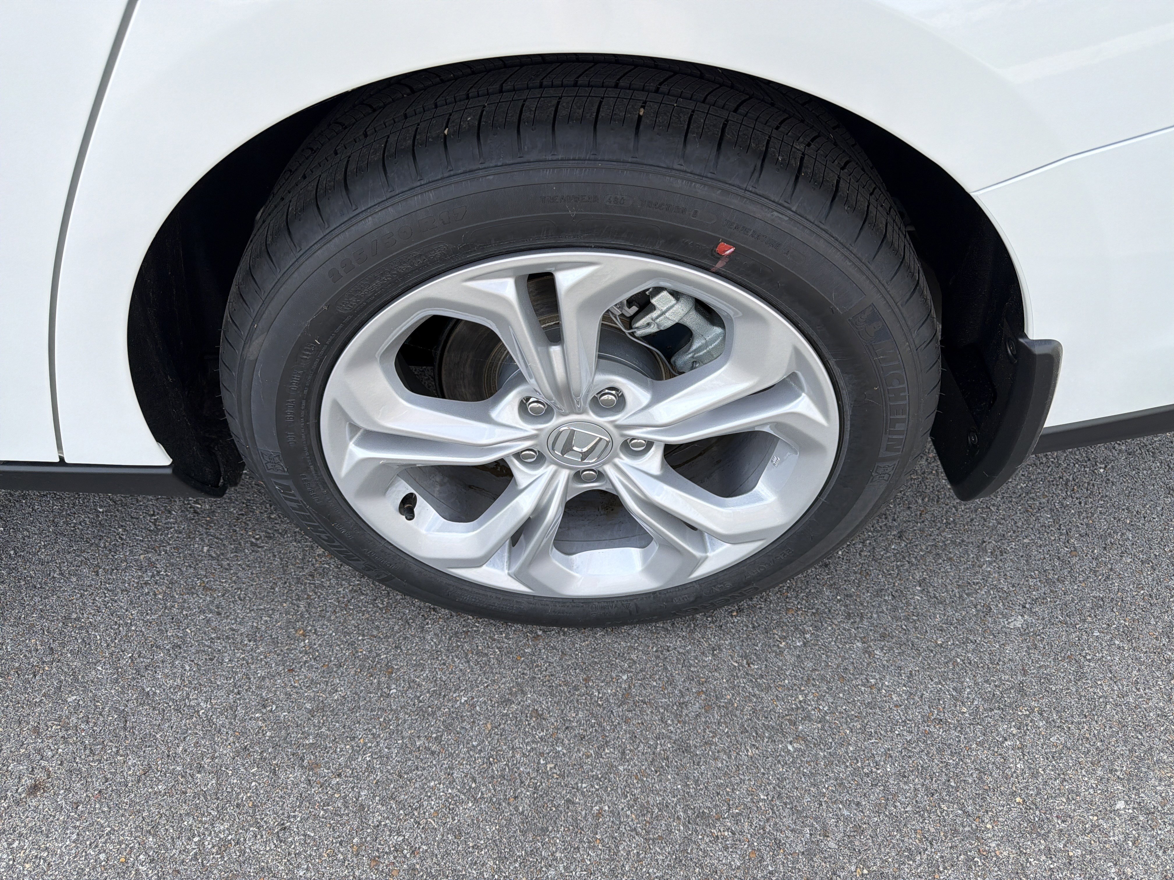 Certified 2025 Honda Accord LX image 21