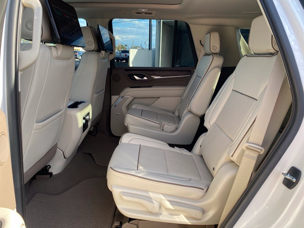 Used 2022 GMC Yukon Denali w/ Denali Ultimate Package AWD/4WD image 43