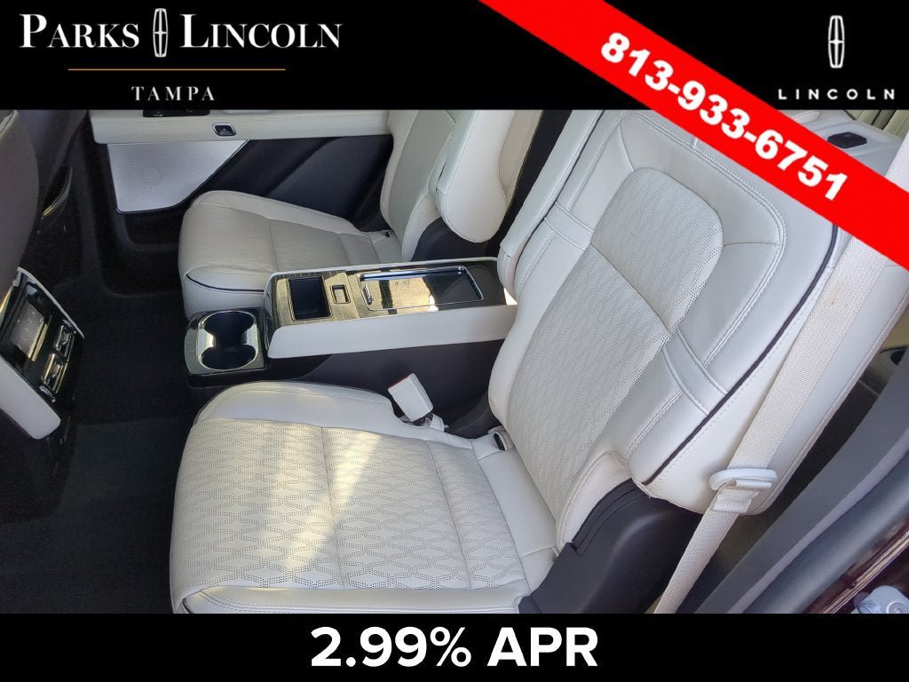 Certified 2023 Lincoln Aviator Black Label w/ Dynamic Handling Package AWD/4WD image 16