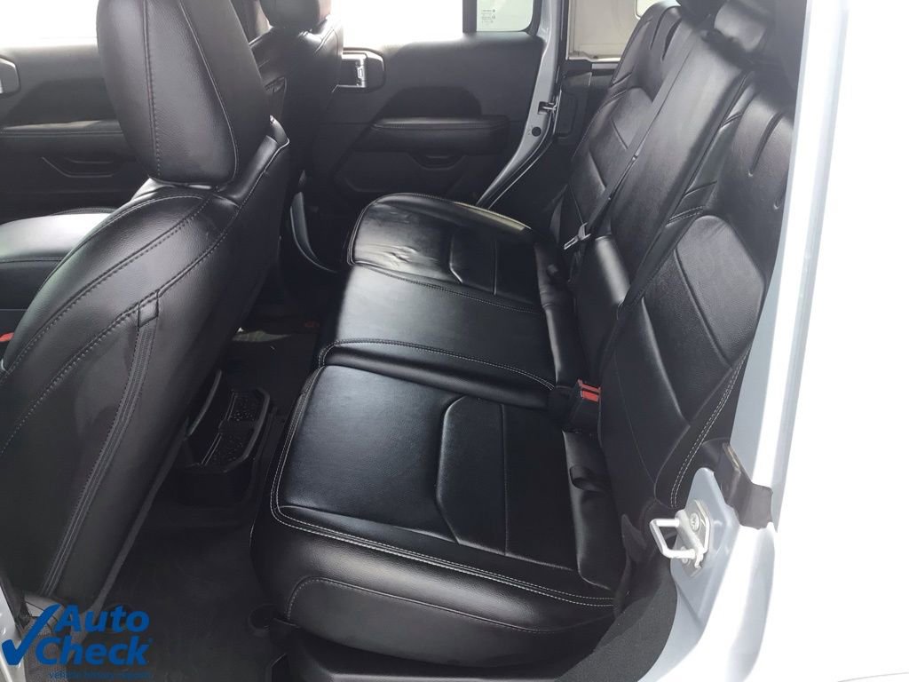 Used 2022 Jeep Wrangler Unlimited Sahara w/ Cold Weather Group image 15