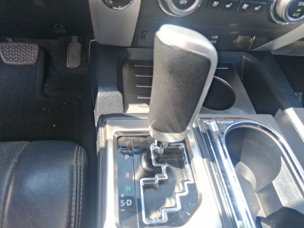 Used 2017 Toyota Tundra Platinum AWD/4WD image 16