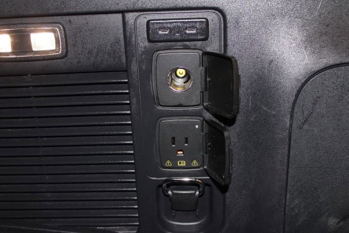 Used 2025 Ford Expedition Tremor image 18