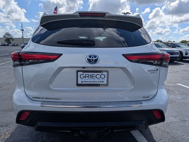 Used 2023 Toyota Highlander XLE image 12