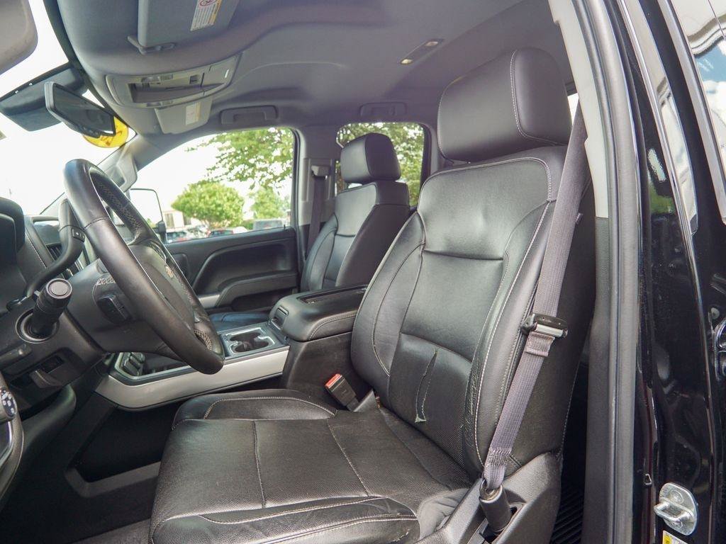 Used 2017 Chevrolet Silverado 2500 LTZ w/ Vortec Plus Package AWD/4WD image 21