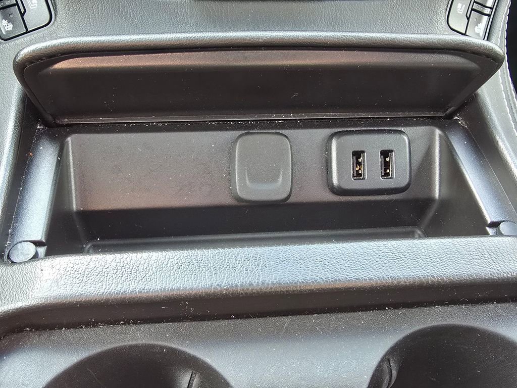 Used 2019 GMC Yukon Denali w/ Denali Ultimate Package image 35