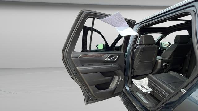 Used 2021 Chevrolet Tahoe LT w/ Luxury Package image 21
