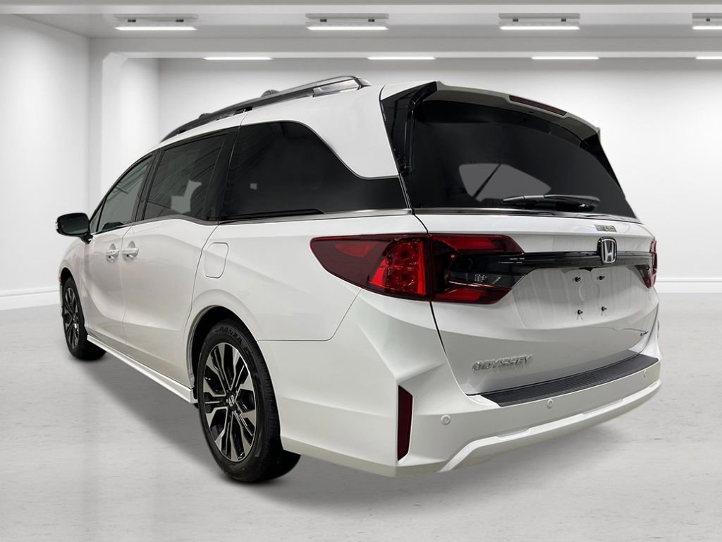 New 2026 Honda Odyssey Elite image 3