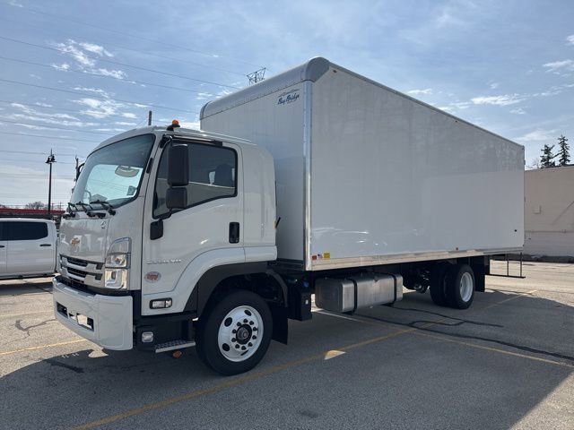 New 2025 Chevrolet Low Cab Forward 6500XD RWD image 1