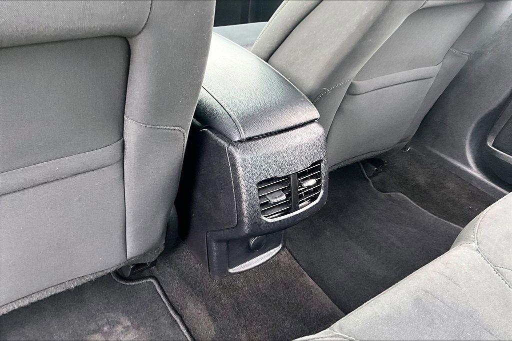 Used 2018 Ford Fusion SE w/ Fusion SE Technology Package image 10