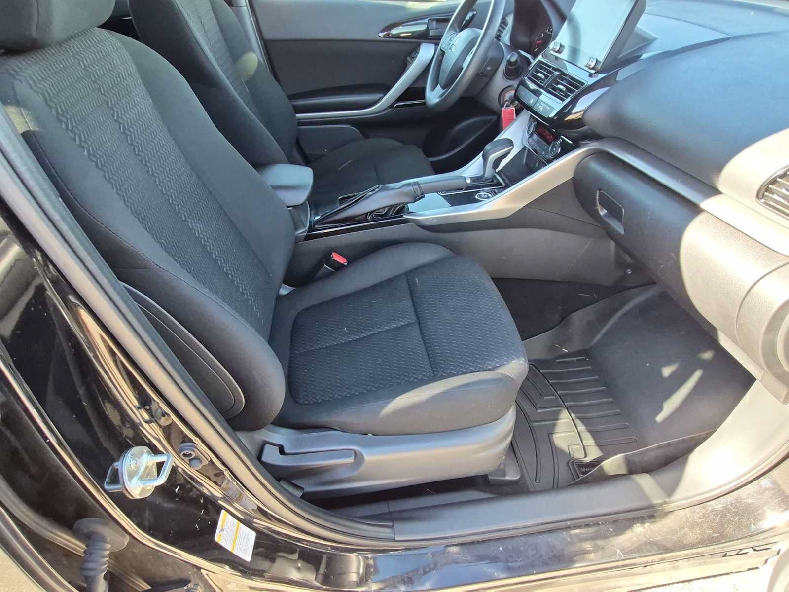 Used 2023 Mitsubishi Eclipse Cross LE AWD/4WD image 19