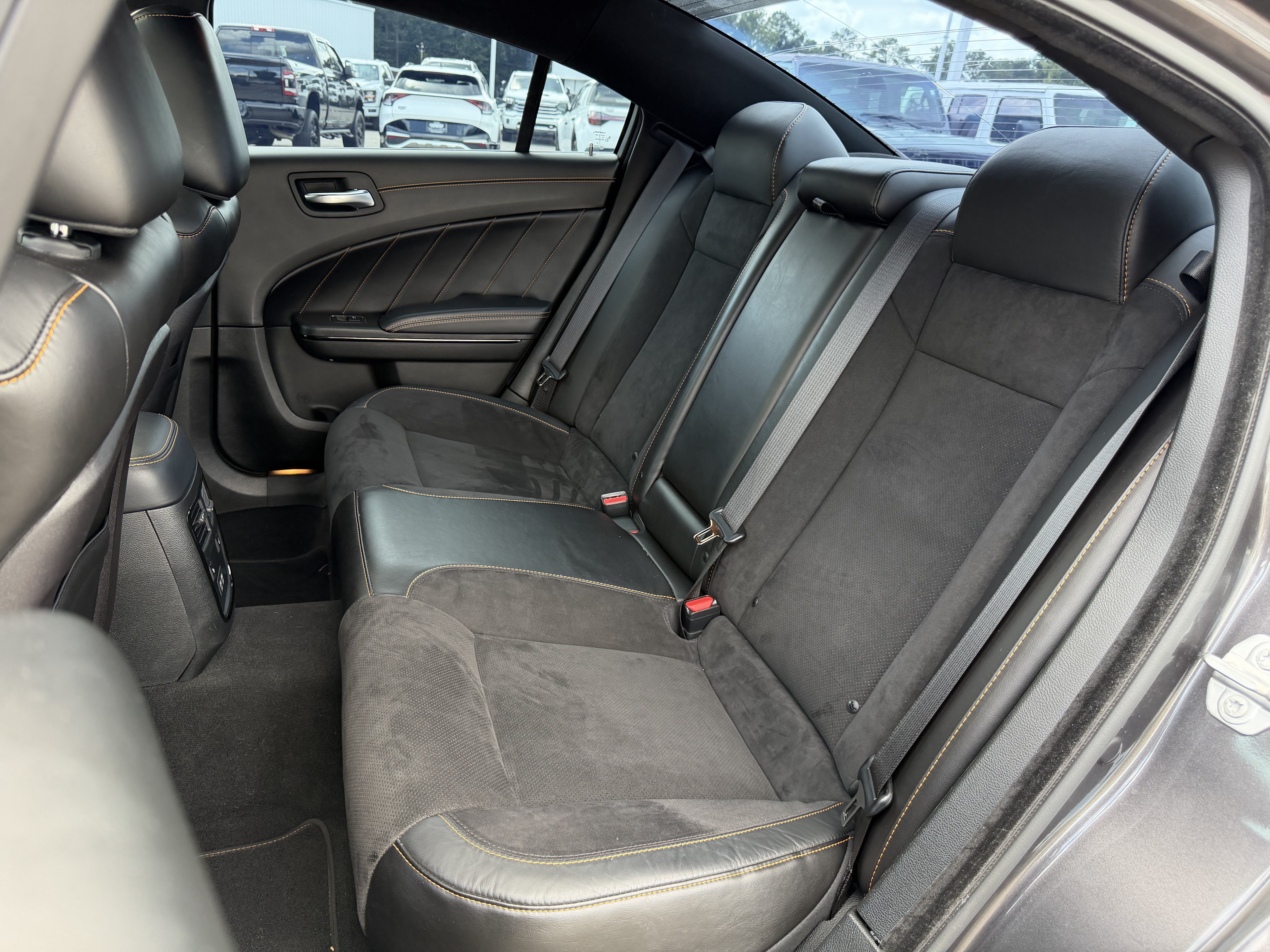 Used 2022 Dodge Charger Scat Pack RWD image 32