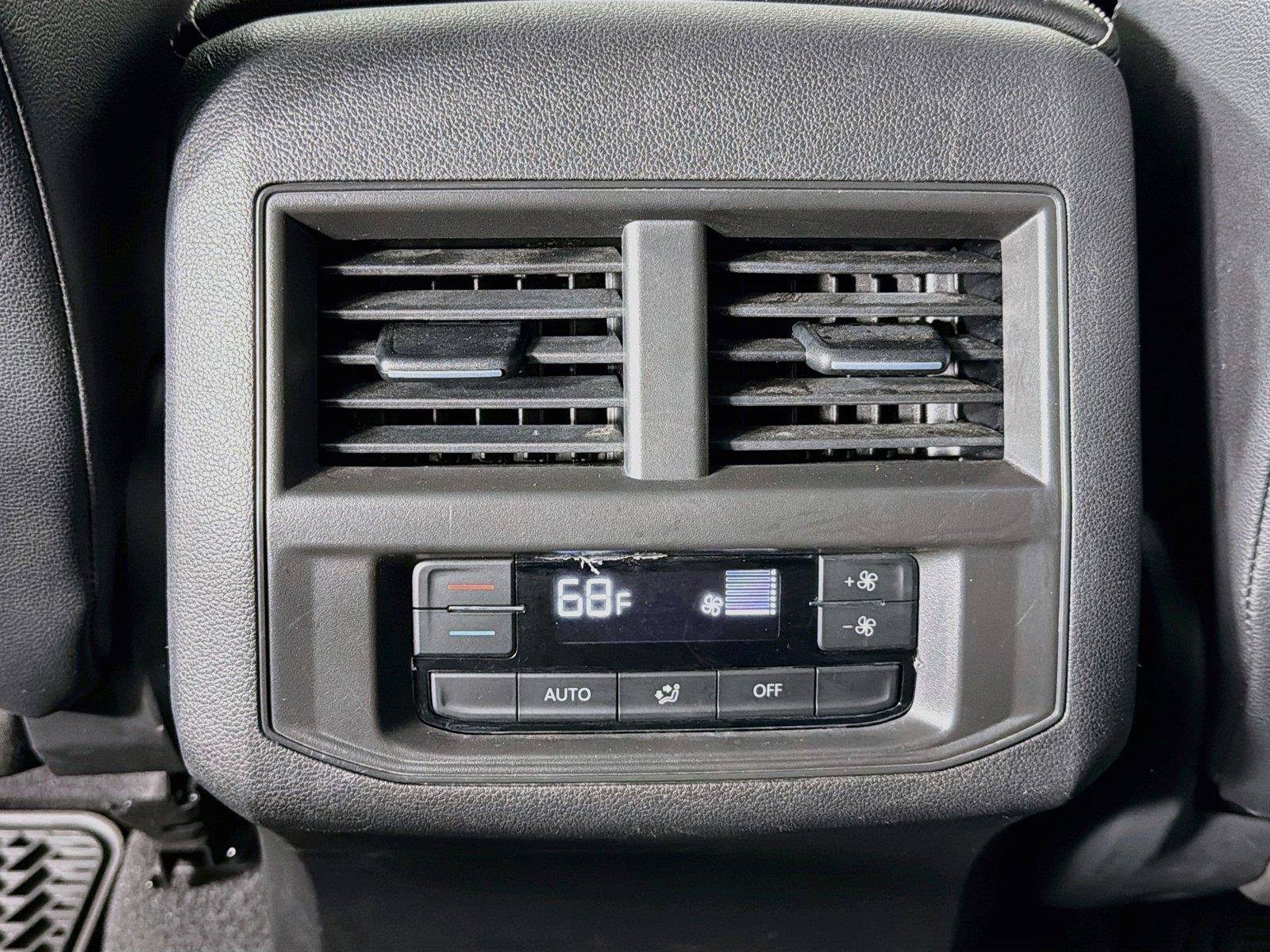 Used 2022 Volkswagen Atlas SE w/ Panoramic Sunroof Package AWD/4WD image 28