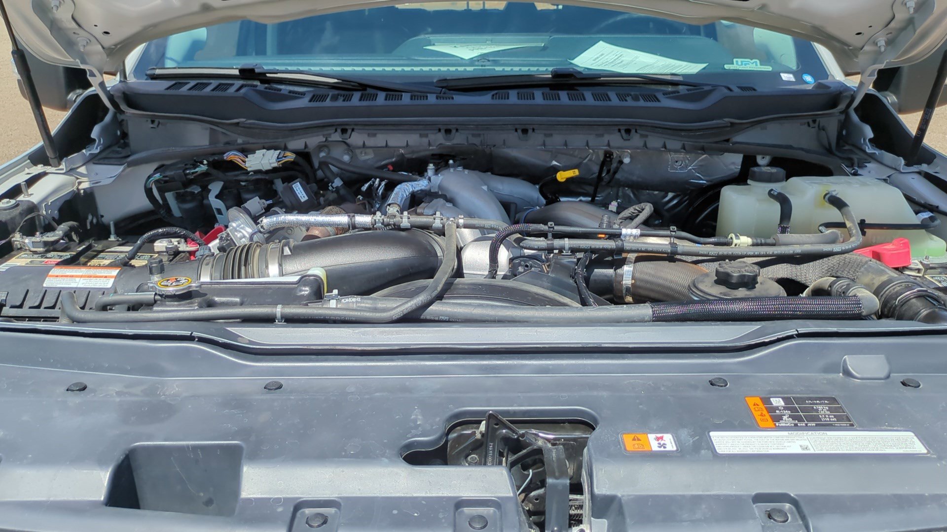 Used 2025 Ford F250 Lariat AWD/4WD image 35