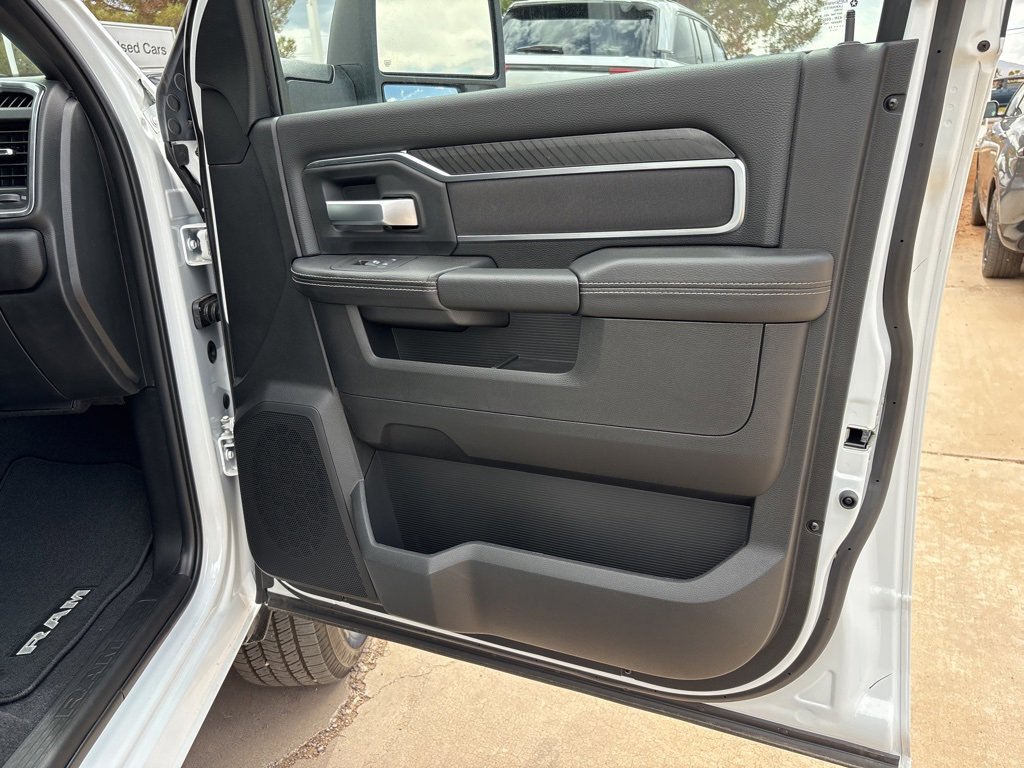 New 2025 RAM 2500 Big Horn image 25