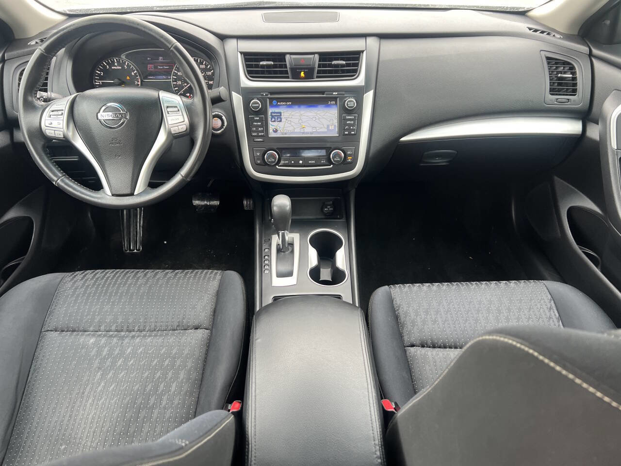 Used 2016 Nissan Altima 2.5 SV w/ Convenience Package image 23