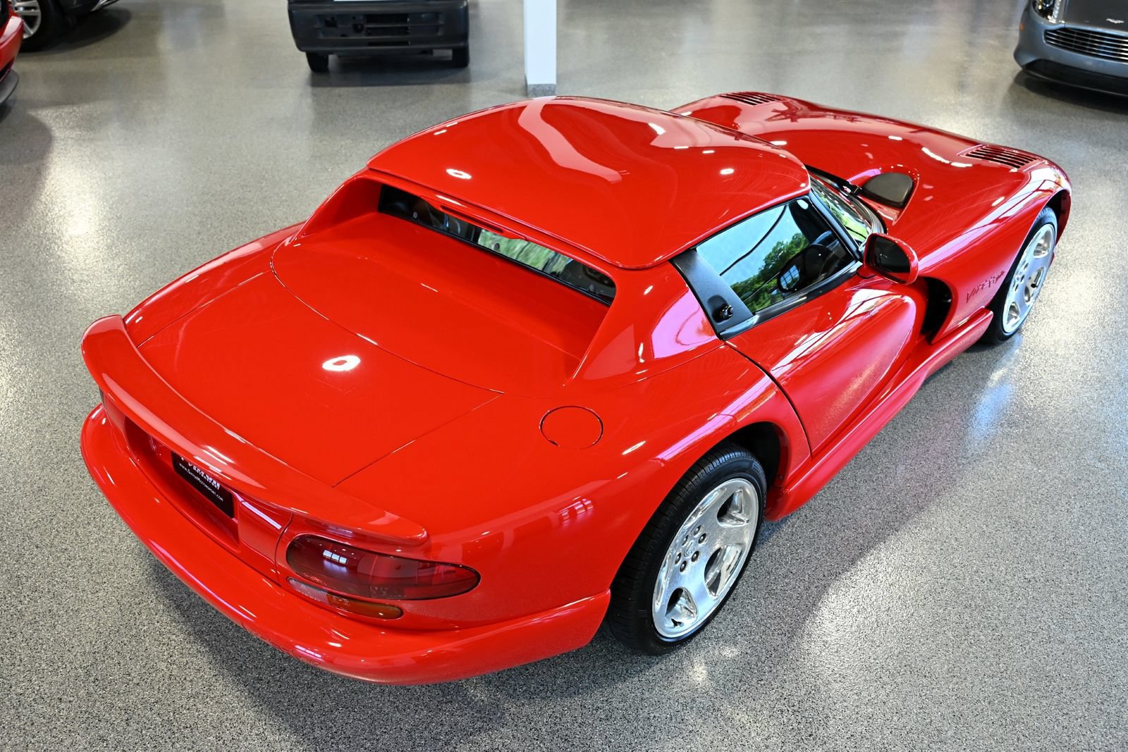 Used 2001 Dodge Viper RT/10 RWD image 25