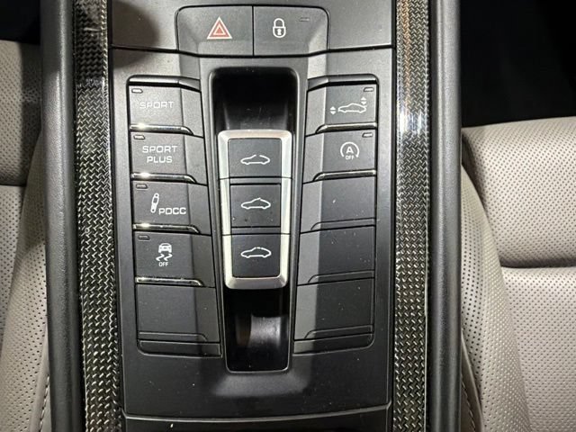 Used 2014 Porsche 911 Turbo AWD/4WD image 37