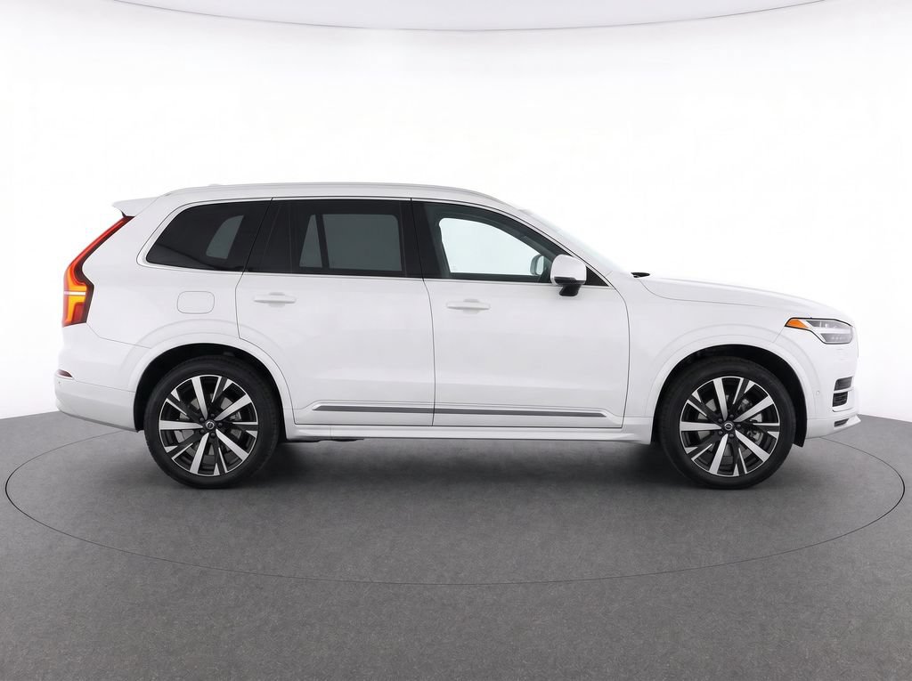 Certified 2026 Volvo XC90 B6 Ultra AWD/4WD image 8