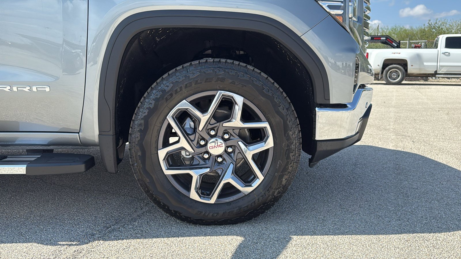 New 2026 GMC Sierra 1500 SLT w/ SLT Premium Plus Package image 26