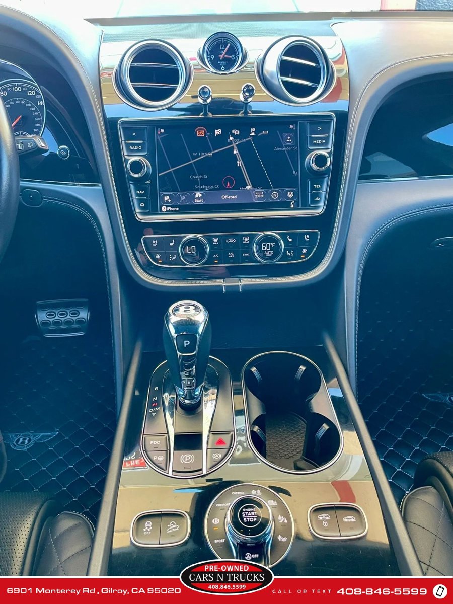 Used 2018 Bentley Bentayga AWD/4WD image 19