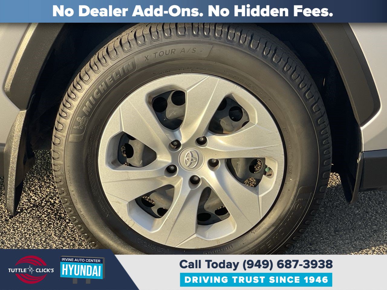 Used 2020 Toyota RAV4 LE w/ All Weather Liner Package FWD image 13