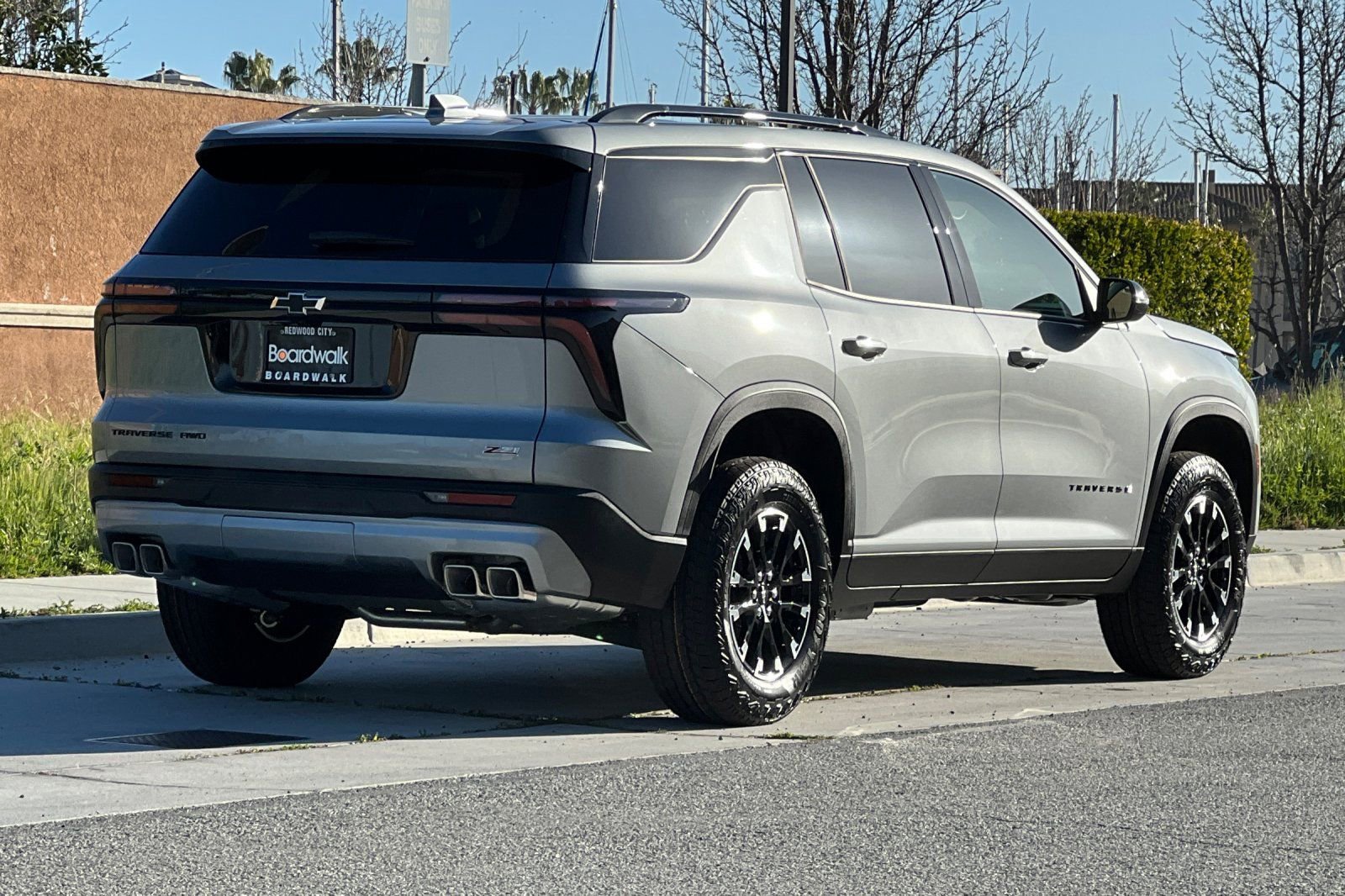 New 2026 Chevrolet Traverse Z71 w/ LPO, Floor Liner Package AWD/4WD image 4