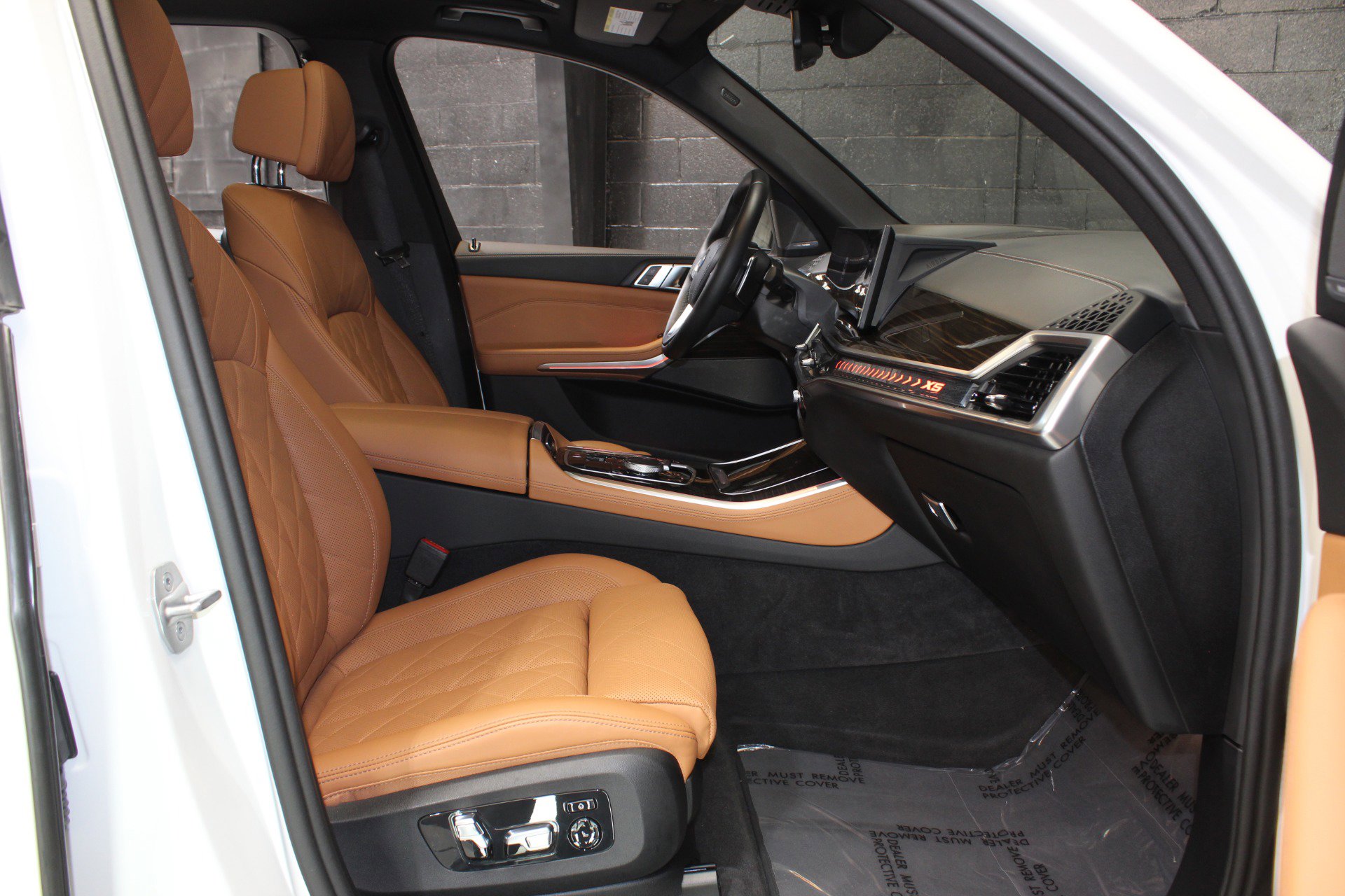 Used 2024 BMW X5 sDrive40i w/ Premium Package image 47