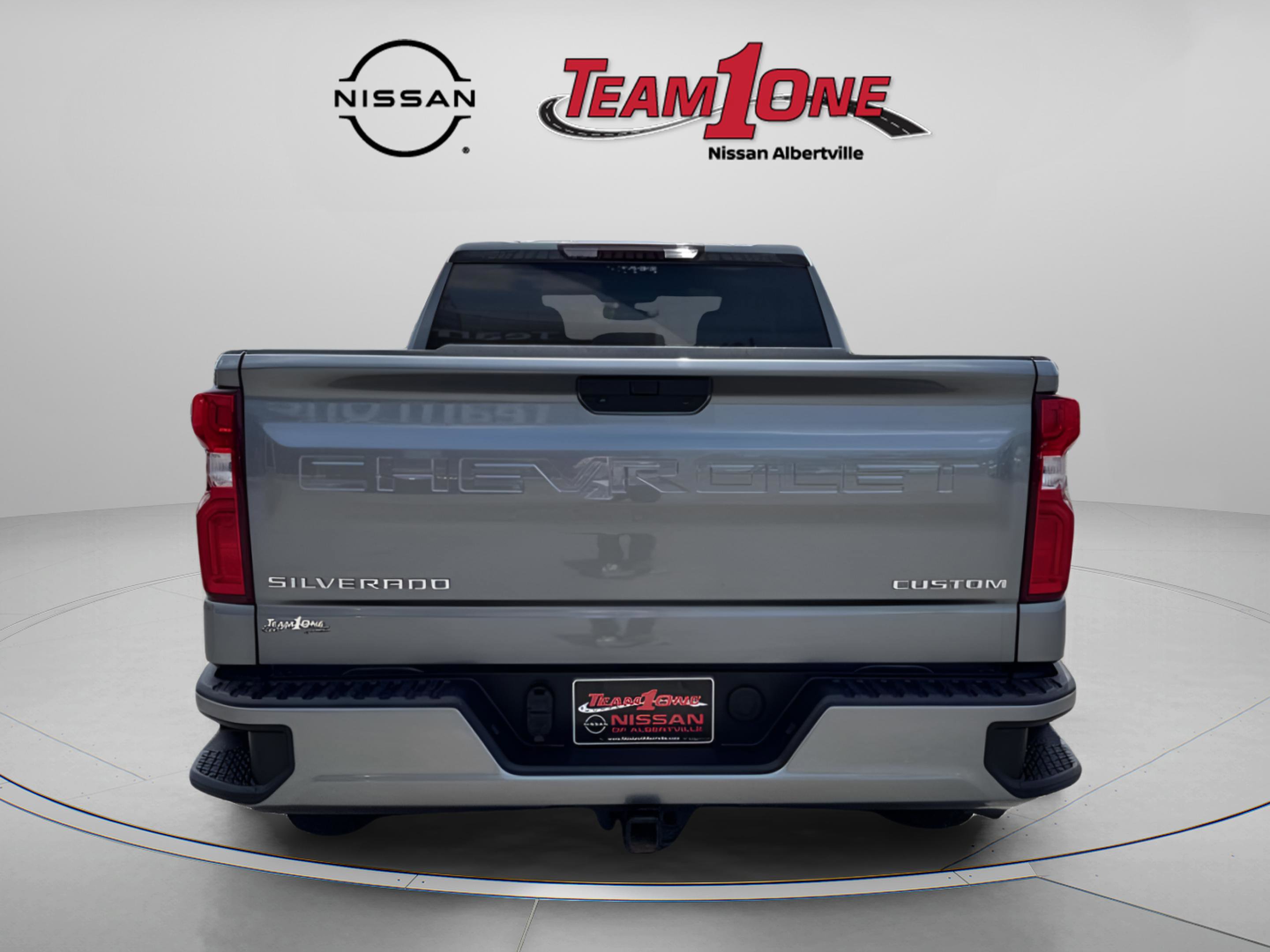 Used 2019 Chevrolet Silverado 1500 Custom w/ Custom Value Package RWD image 8